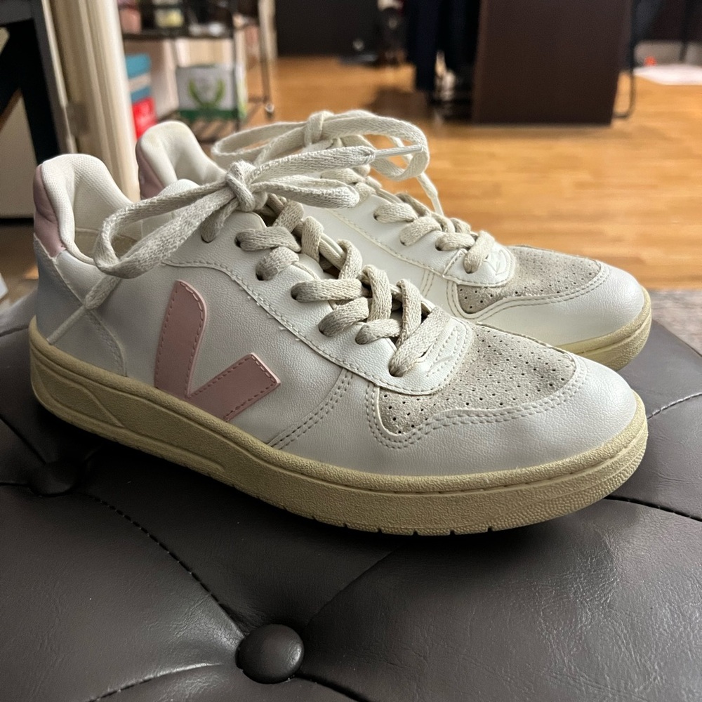 Like- NEW VEJAS!!! Worn twice! US women’s 7! Super cute and comfy!